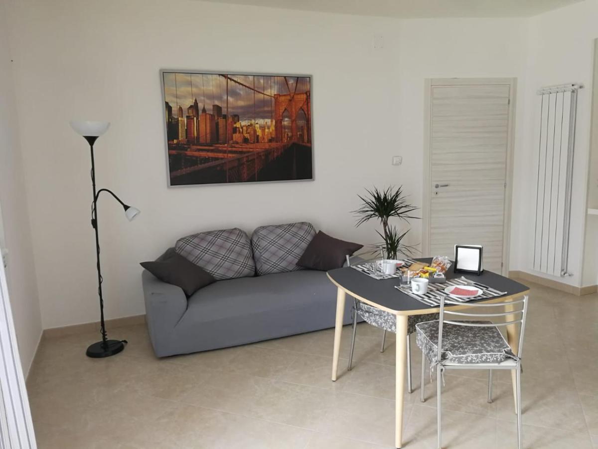 Beb Del Carmelo Apartman Mercato San Severino Kültér fotó